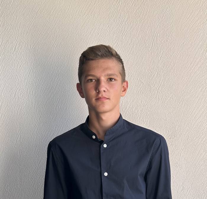 Помощь Павел Ломакин (15 лет, Курская область)