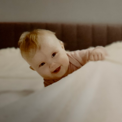 Мы помогли: Арина Абанина