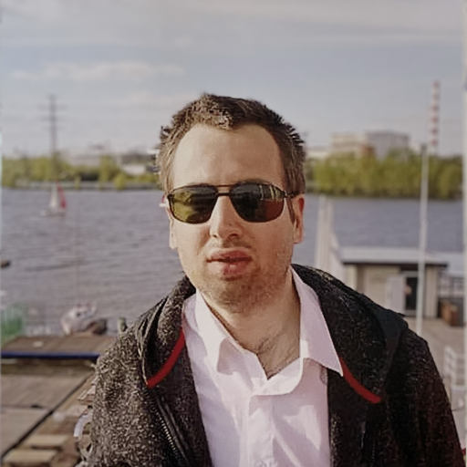 Мы помогли: Максим Гейман